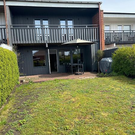 Boende Med Naerhet Till Golfbanan I Ahus Exterior photo